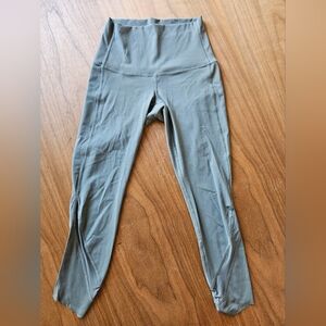 Lululemon Wunder Under Scalloped Hem High-Rise  Crop 23", size: 4: Grey sage
